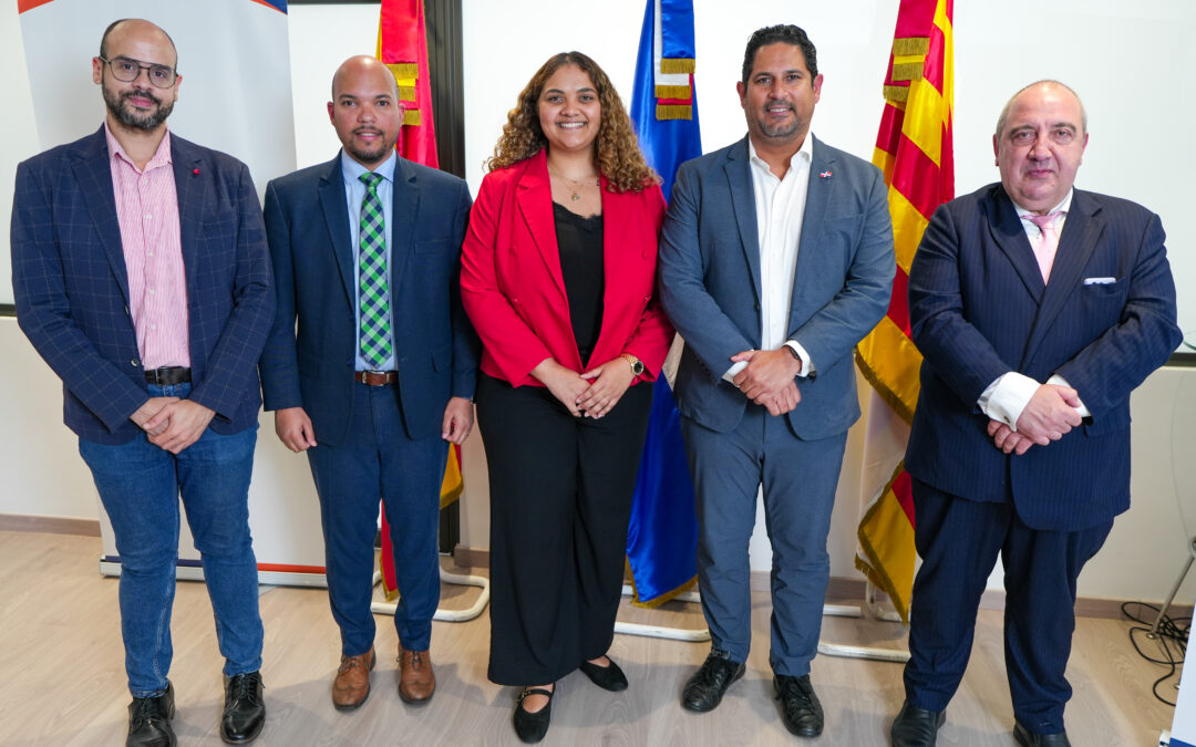 El Consulado General de la República Dominicana en Barcelona promueve la inversión responsable y segura en el país