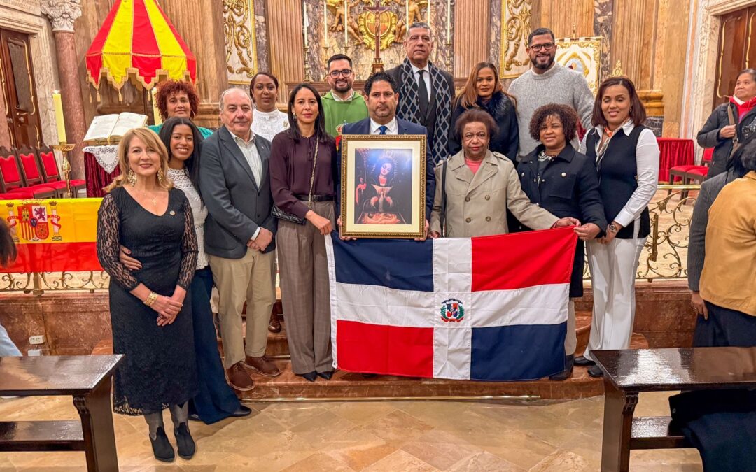 La comunidad dominicana se reúne en Barcelona para honrar a Nuestra Señora de la Altagracia